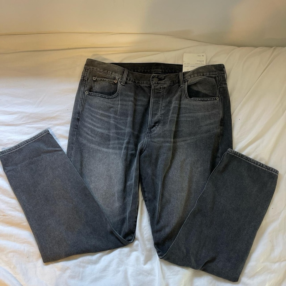 AE Hi-rise Girlfriend Jeans